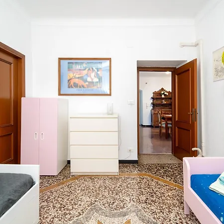 Апартаменты Castles's House *